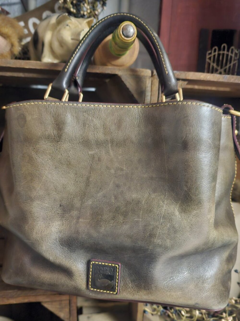 Dooney and bourke - Picture 6 of 7